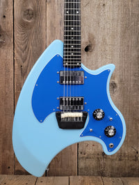 SOLD - Ovation Breadwinner 1973 Sky Blue Lyrachord finish