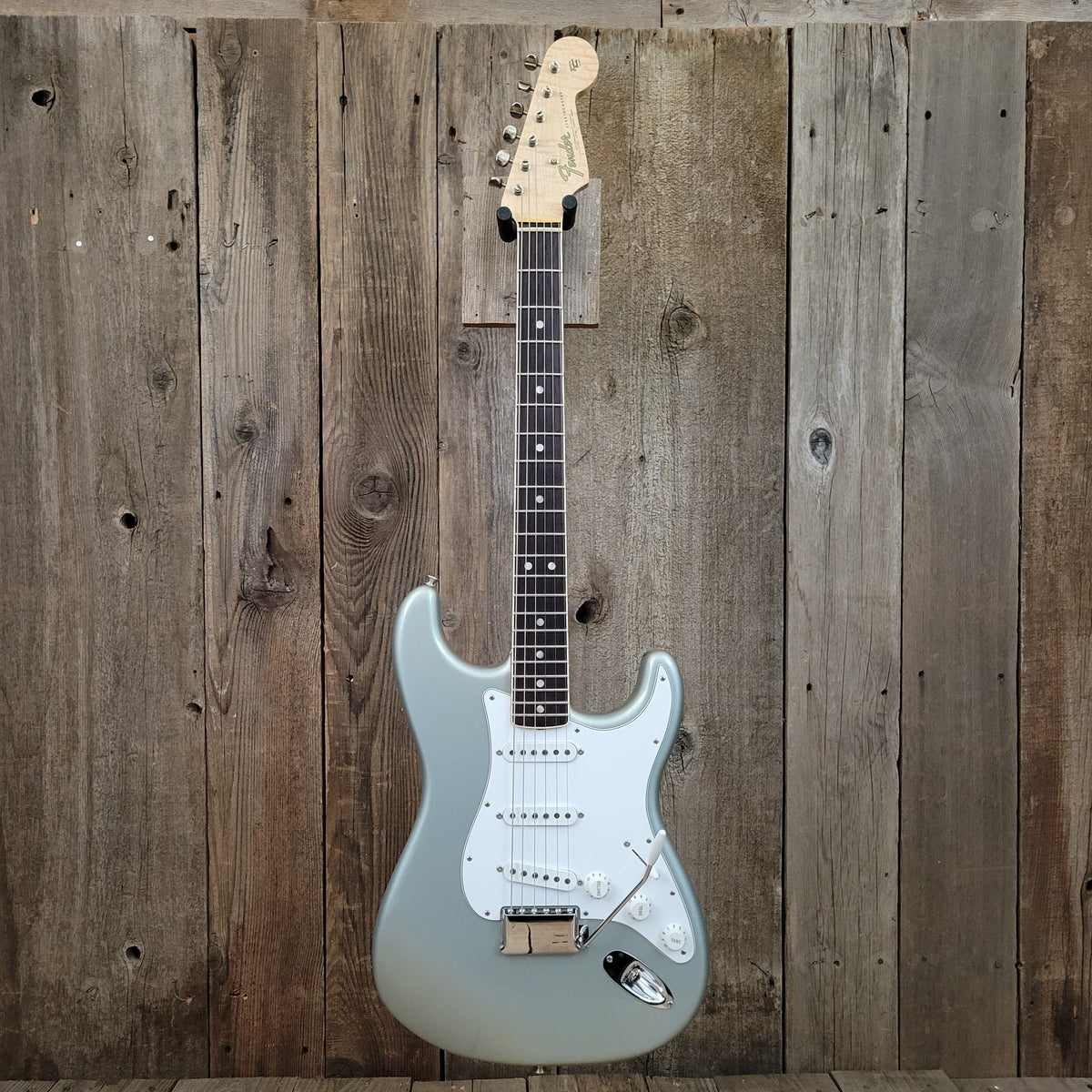 SOLD - Fender 1965 Stratocaster NOS Custom Shop 2003 - Inca Silver