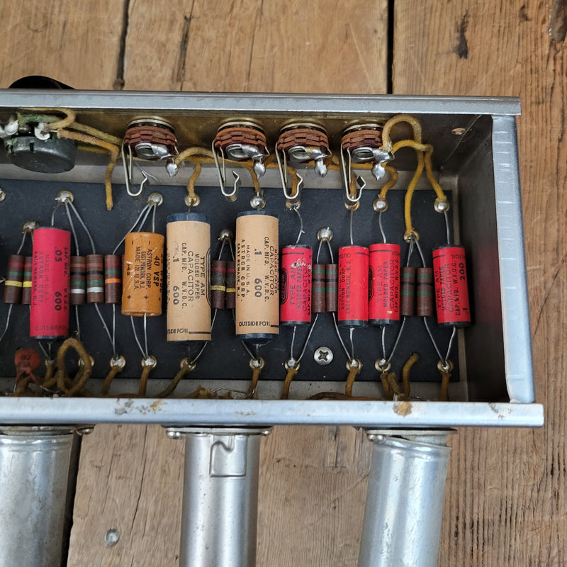 SOLD - Fender Tweed Super Wide Panel 5C4 - 1954