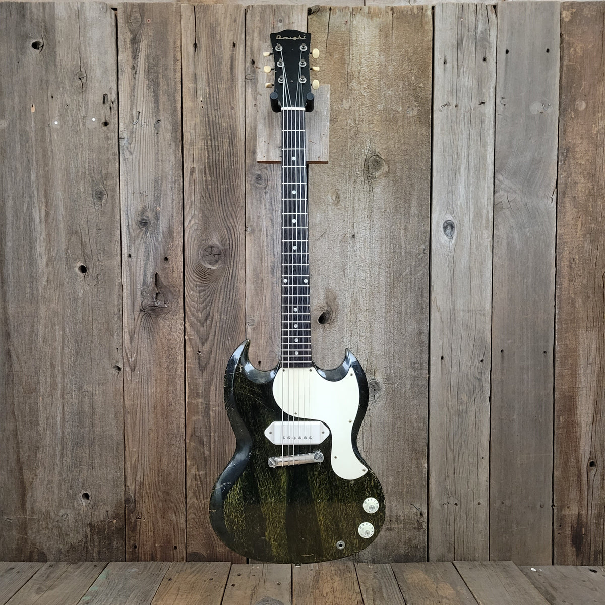 SOLD - Dwight Juke by Clive Brown SG Jr style Korina custom build