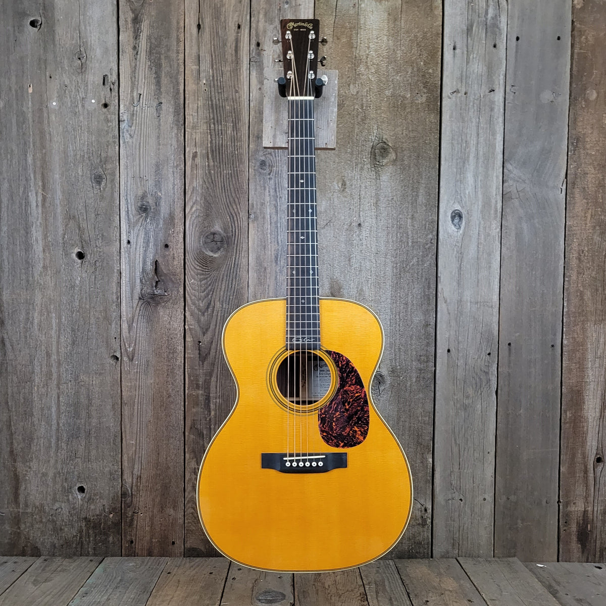 SOLD - Martin 000-28EC Eric Clapton Signature Model 2008