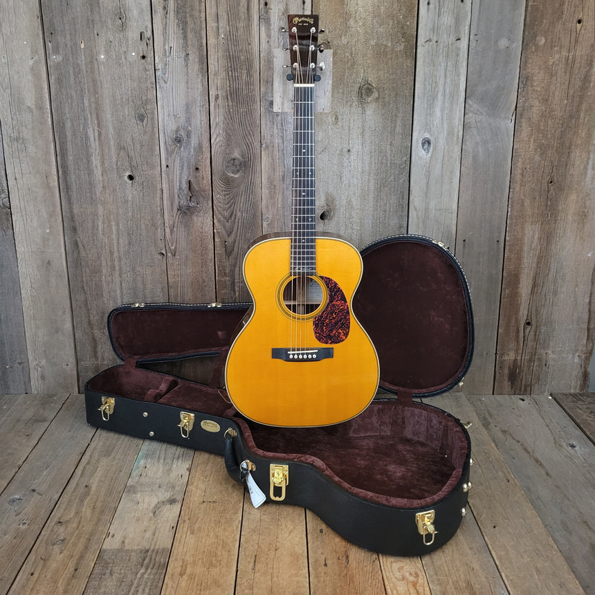 SOLD - Martin 000-28EC Eric Clapton Signature Model 2008