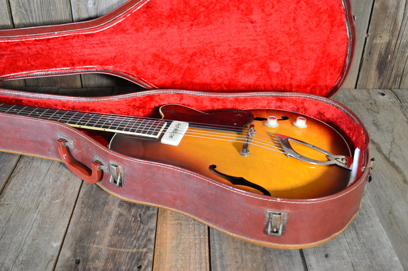 SOLD - Guild M-65 Freshman 1960