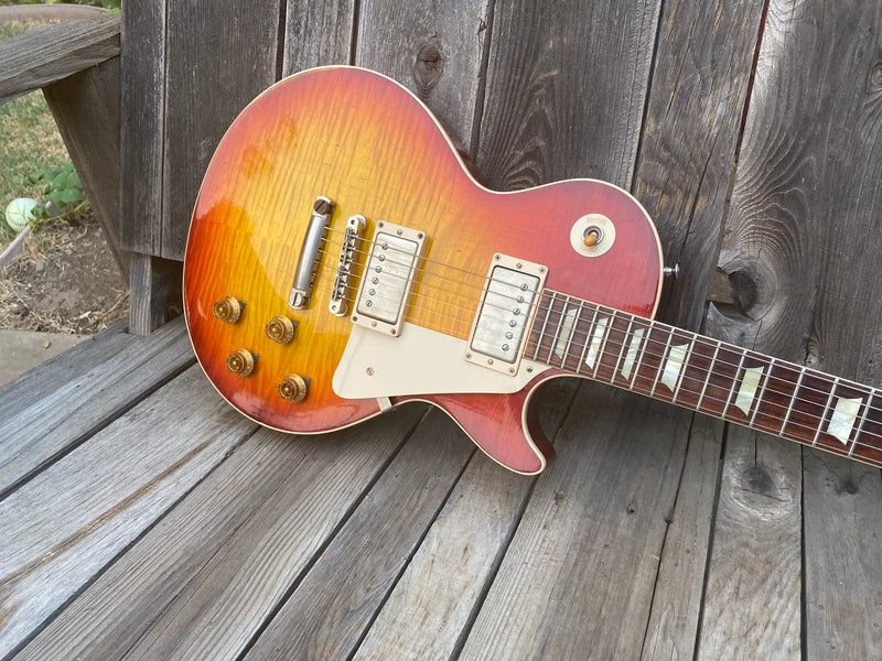 SOLD - Gibson Les Paul Historic Reissue R8 Factory Aged LPR8S - SOLD