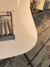 SOLD - Fender Stratocaster 1961 Journeyman Relic Shell Pink 2019