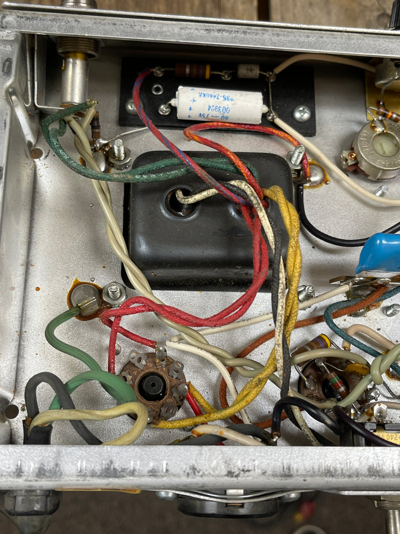 SOLD - Fender Deluxe Reverb 1979