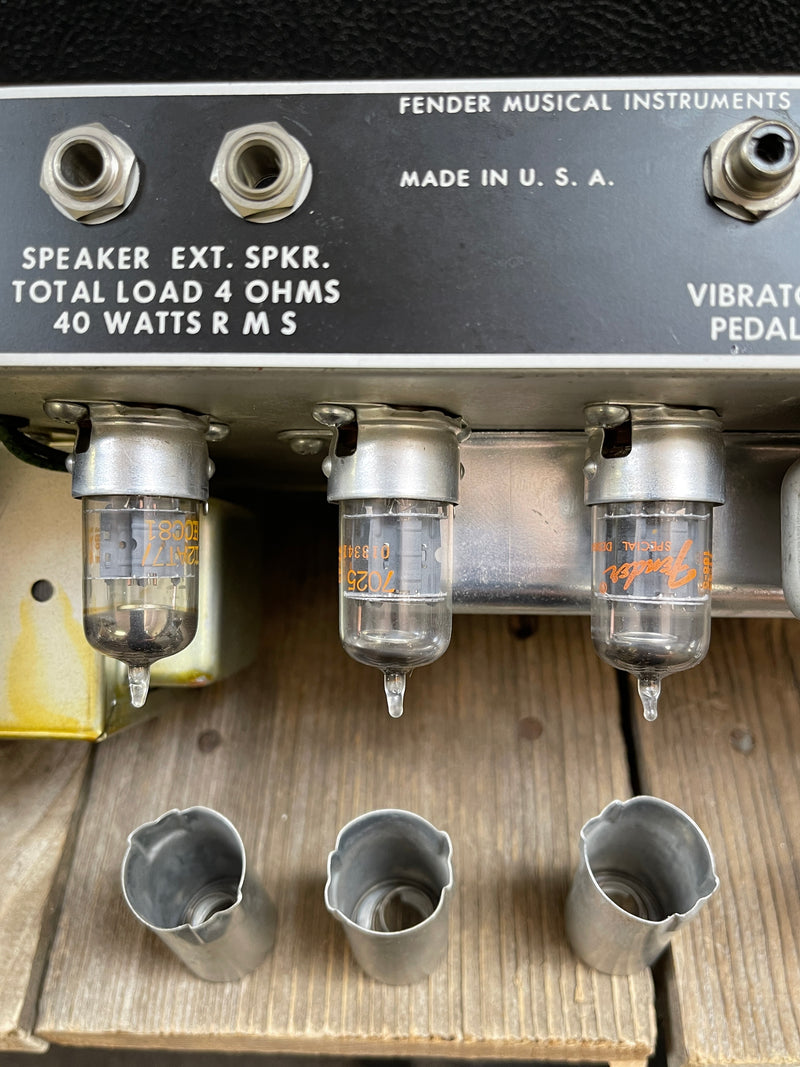SOLD - Fender Vibrolux Reverb Amplifier 1977