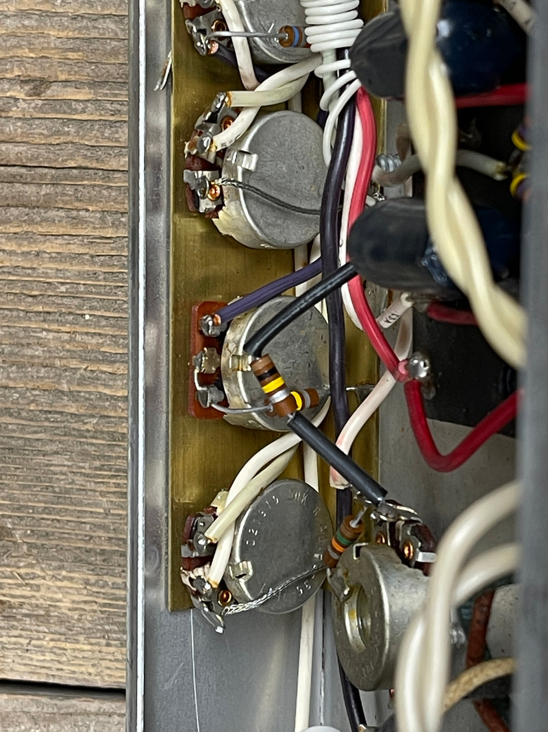 SOLD - Fender Vibrolux Reverb Amplifier 1977