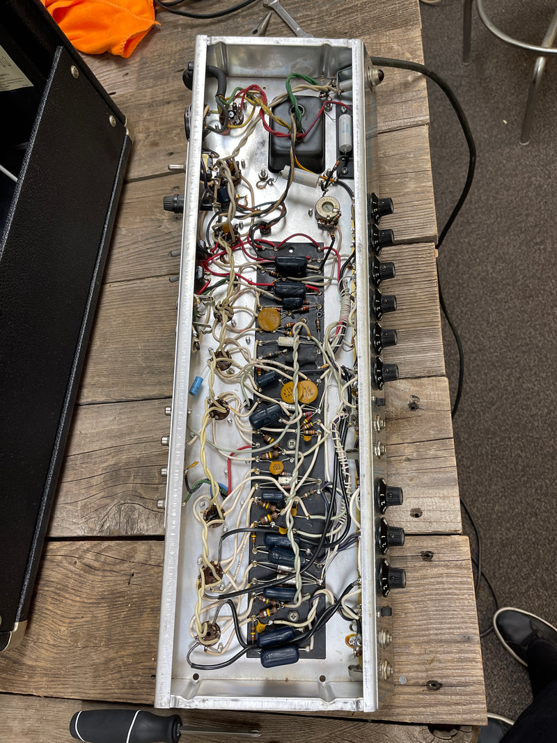 SOLD - Fender Vibrolux Reverb Amplifier 1977