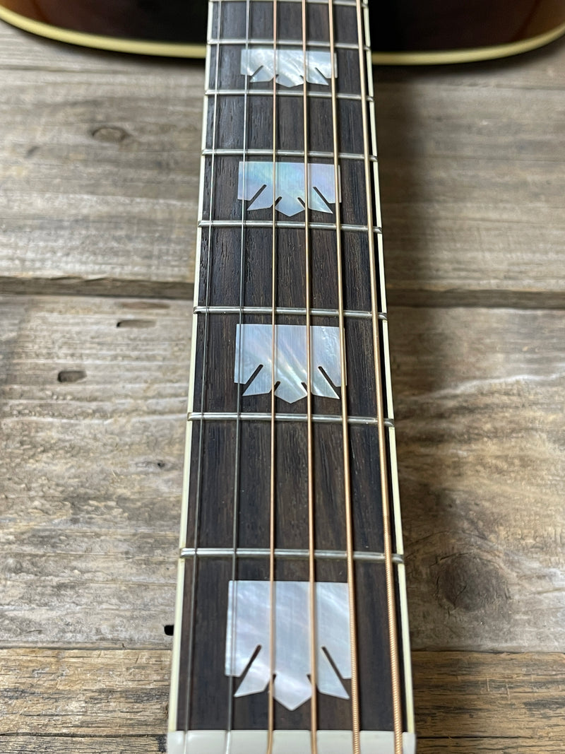 SOLD - Gibson SJ-200 Standard 2013 Acoustic Guitar with factory pickup