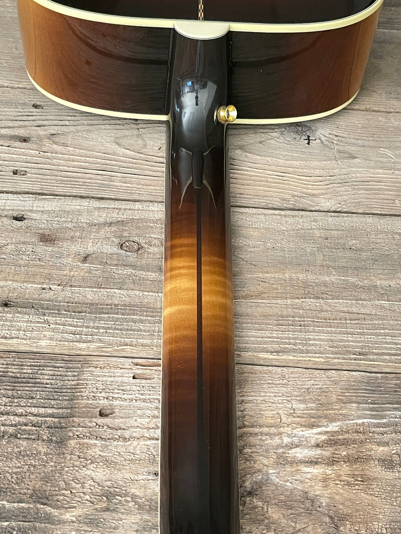 SOLD - Gibson SJ-200 Standard 2013 Acoustic Guitar with factory pickup