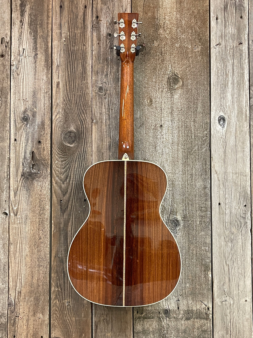 SOLD - Martin 000-28EC Eric Clapton 2014 with LR Baggs Anthem