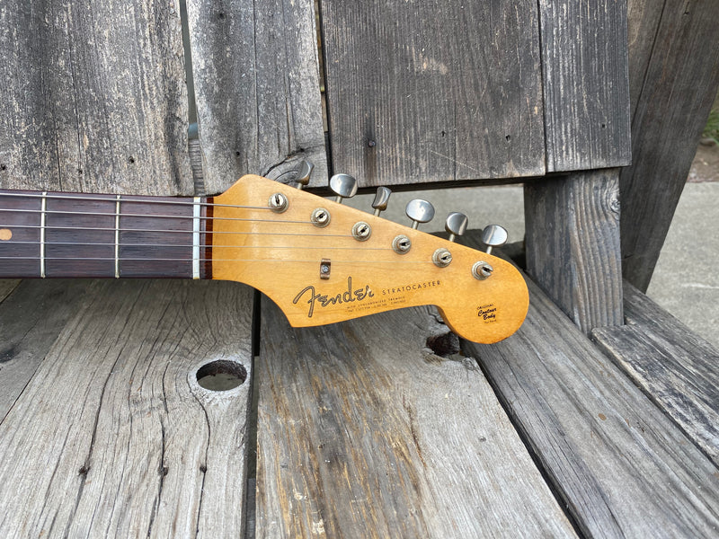 SOLD - Fender Stratocaster 1963 -