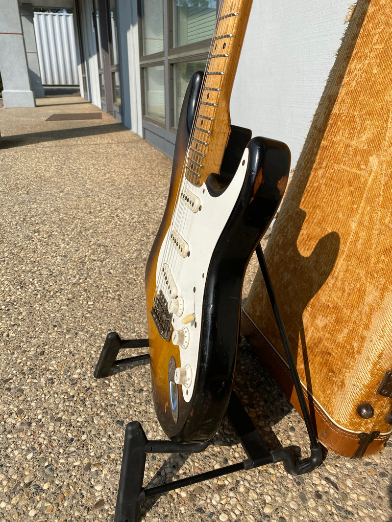 SOLD - Fender Stratocaster 1957