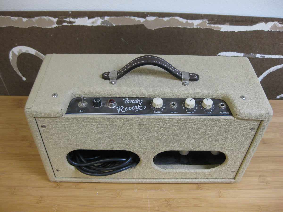 SOLD - Fender Reverb Unit 6G15 1994 1963 Reissue White Tolex