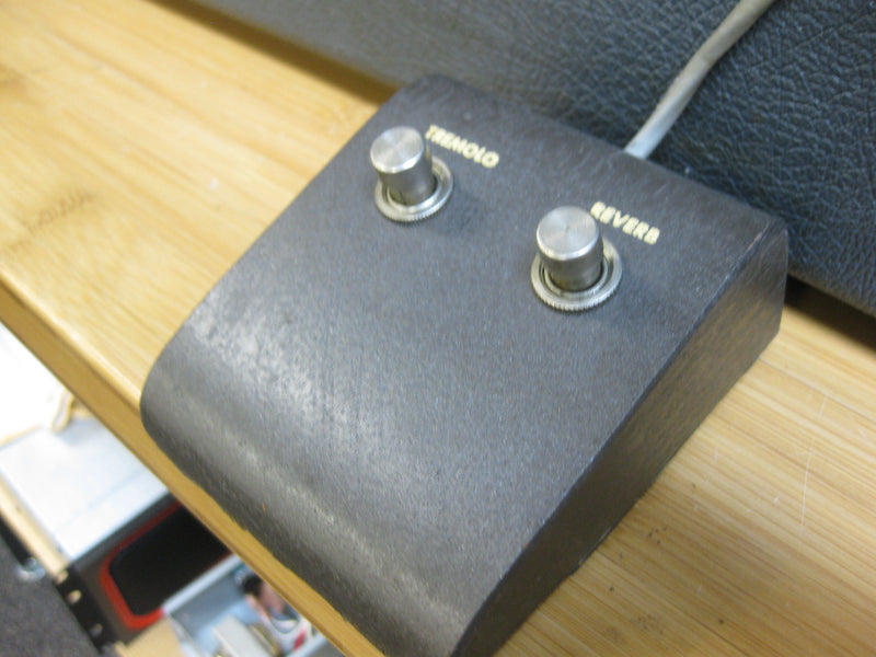 SOLD - Epiphone Futura EA-12RVT amp 1962