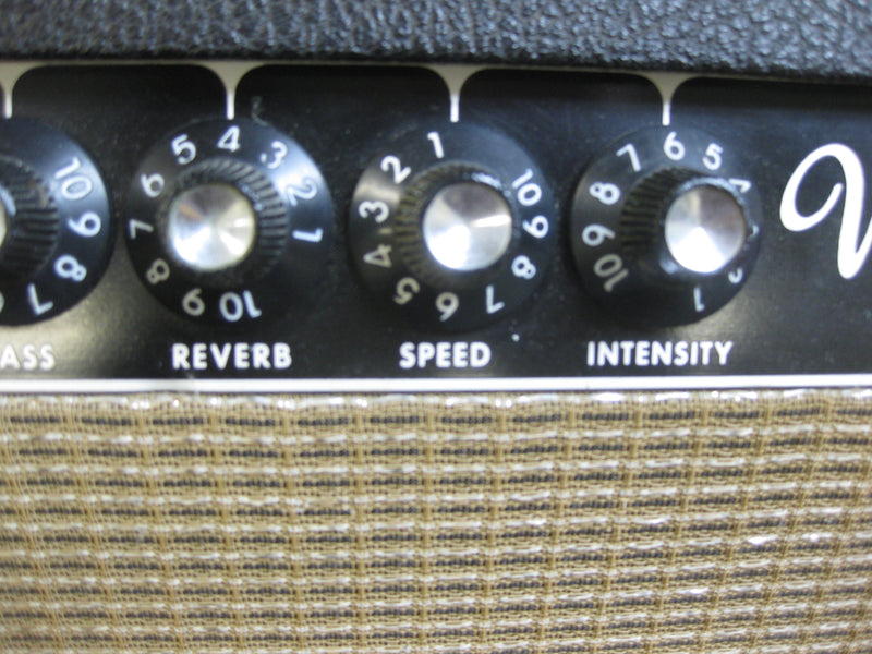 SOLD - Fender Vibrolux Reverb AA864 Pre CBS 1965 (February)