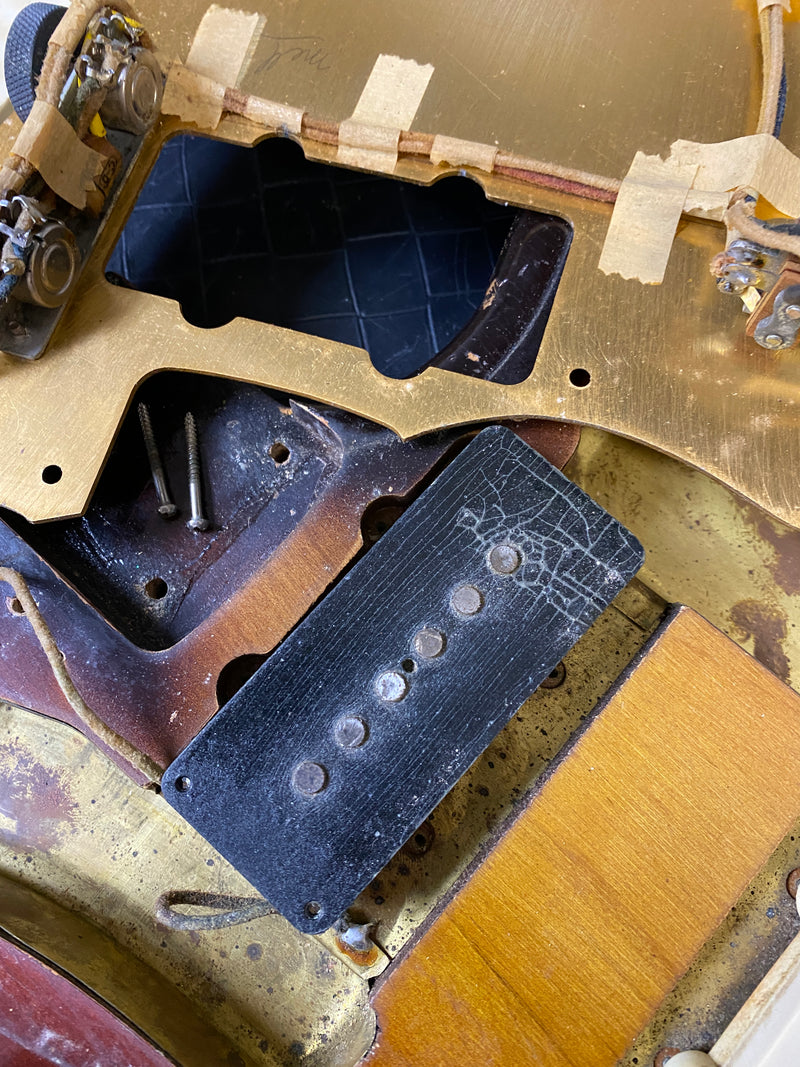 SOLD - Fender Jazzmaster 1959 Gold Pickguard