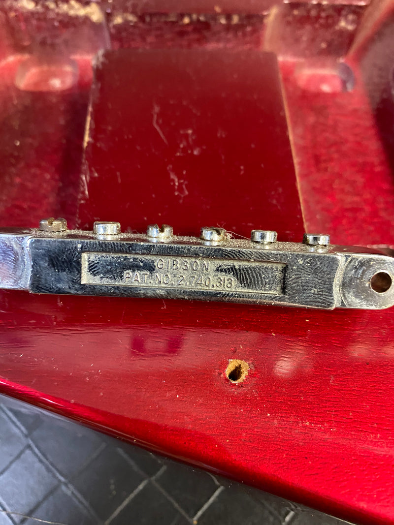 SOLD - Gibson Flying V 1982 Candy Apple Red