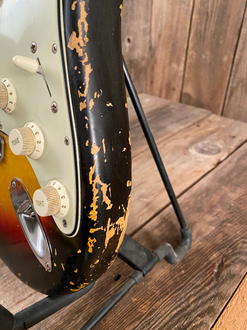 SOLD - Fender Stratocaster 1964