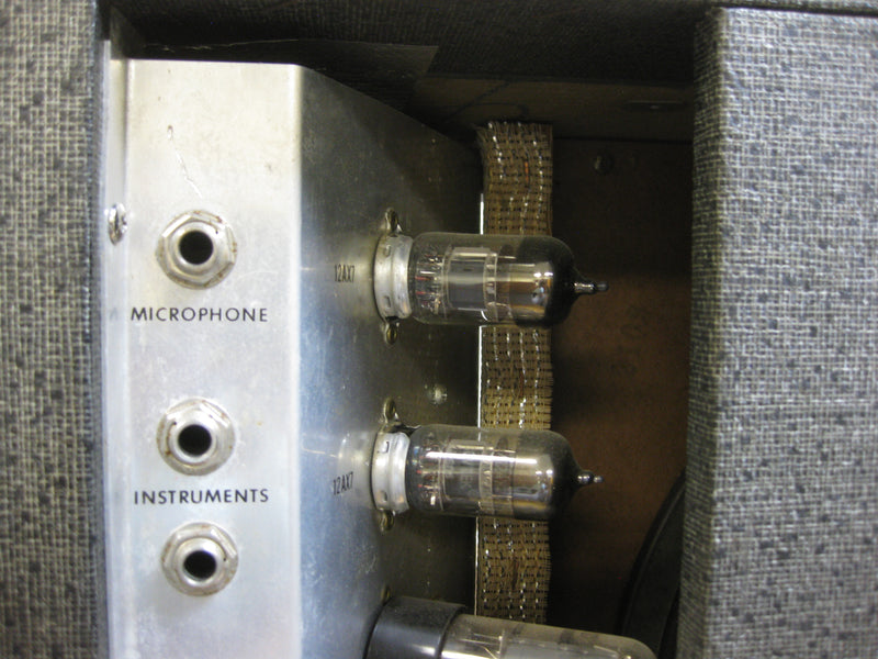 SOLD - Silvertone 1482 Guitar Amp 1960s