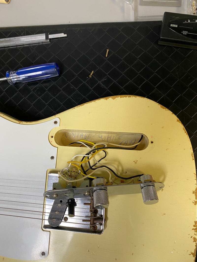 SOLD - Fender Telecaster Custom Shop 1958 Relic Rare White Finish 2008 6lb 3oz