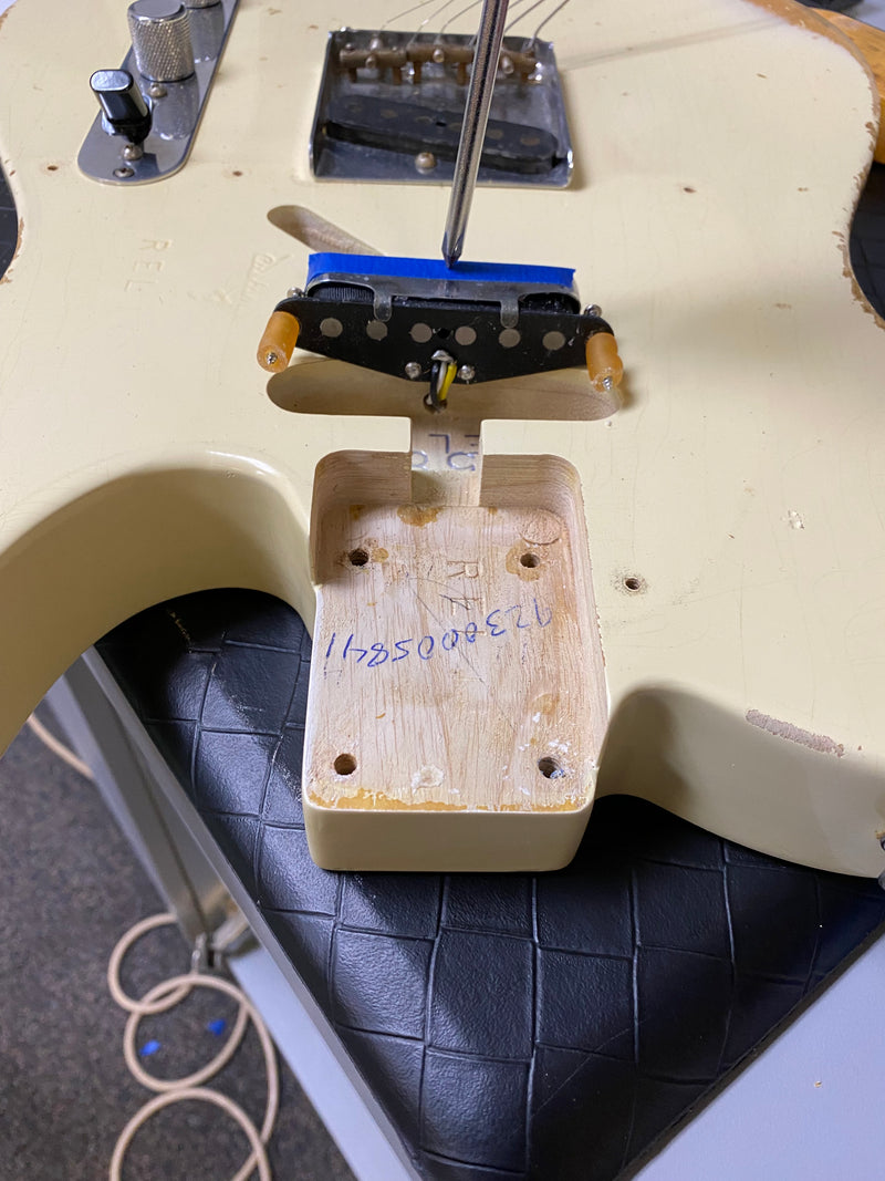 SOLD - Fender Telecaster Custom Shop 1958 Relic Rare White Finish 2008 6lb 3oz