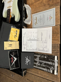 SOLD - Fender Stratocaster Master Design '59 Relic 2005 John English