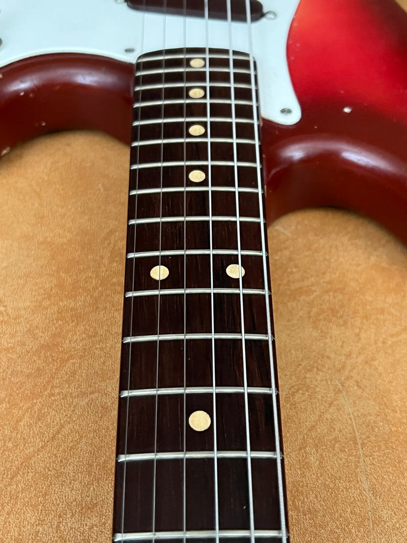 SOLD - Fender Duo-Sonic 1961 Maroon burst