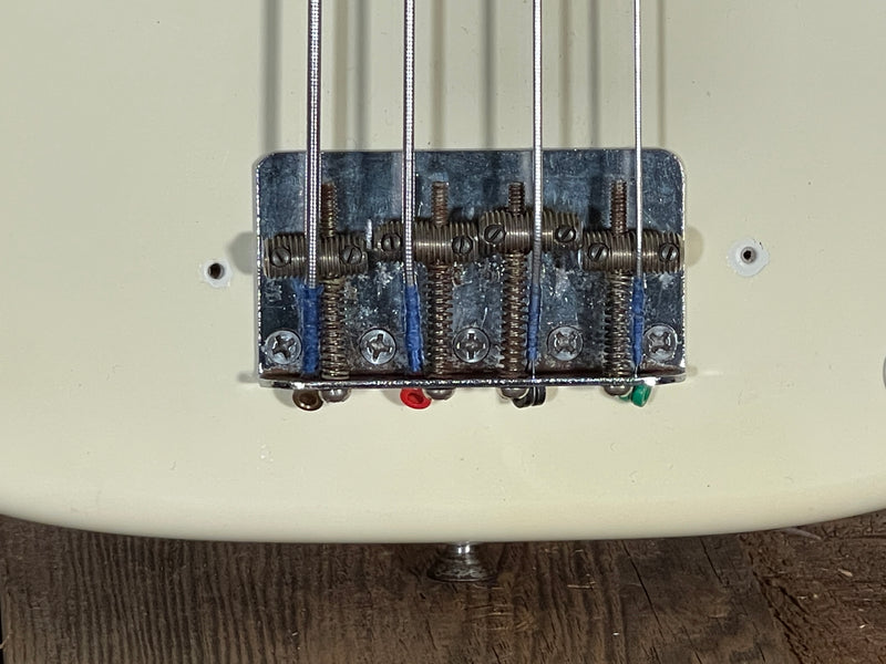 SOLD - Fender P bass 1963 Pro Refin