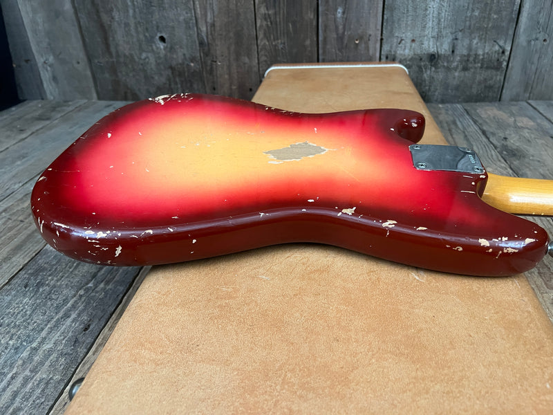 SOLD - Fender Duo-Sonic 1961 Maroon burst