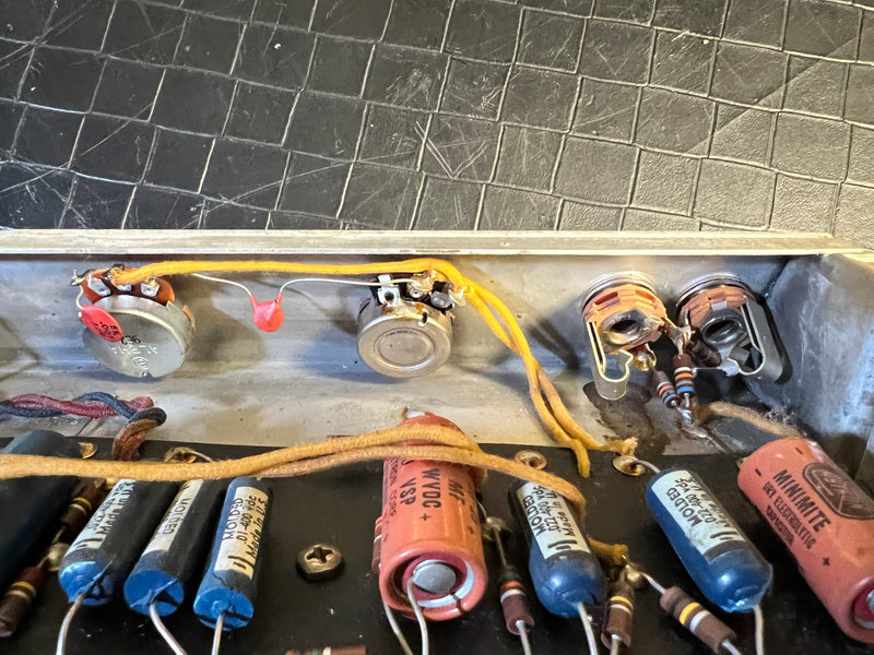 SOLD - Fender Princeton 6G2 1962 Brown Tolex