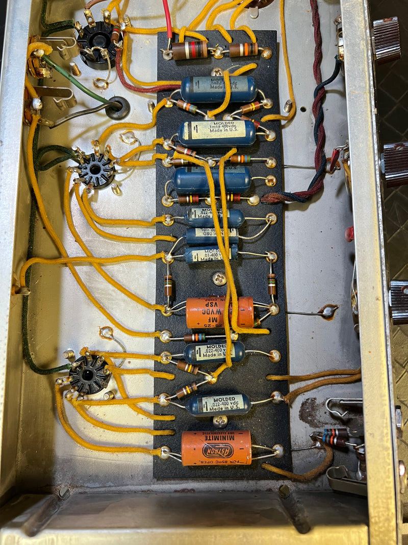 SOLD - Fender Princeton 6G2 1962 Brown Tolex