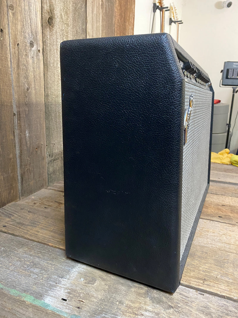 SOLD - Fender Deluxe Reverb 1979
